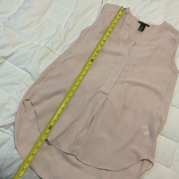 H&M, blouse, sleeveless, button down rough hewn edges, size 4 - Picture 10 of 14